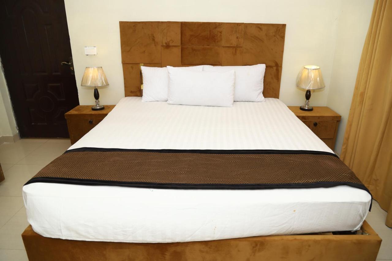 Hotel Green Fort Gulberg Lahore Ngoại thất bức ảnh