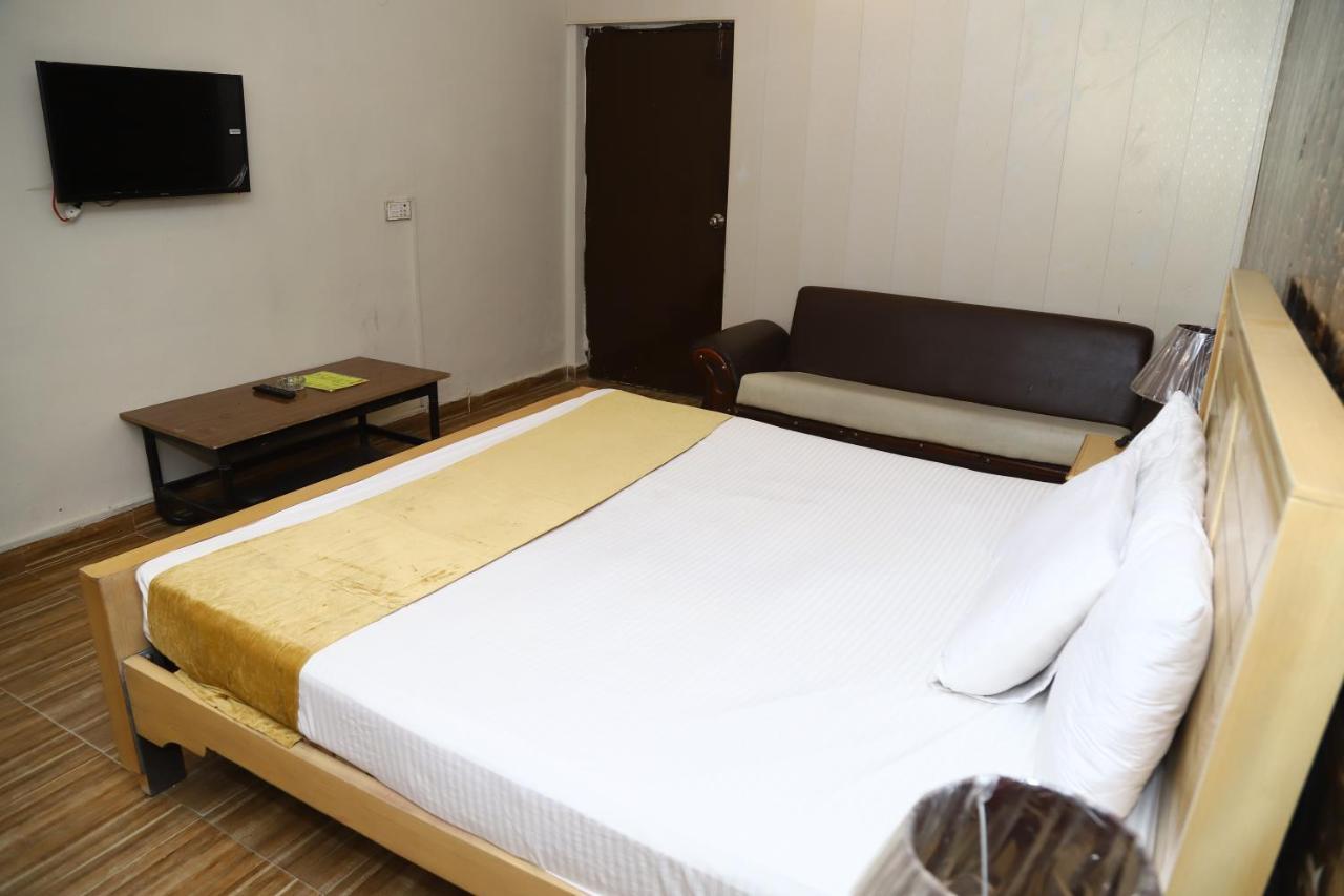 Hotel Green Fort Gulberg Lahore Ngoại thất bức ảnh