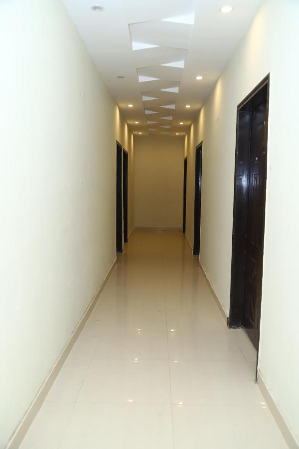 Hotel Green Fort Gulberg Lahore Ngoại thất bức ảnh