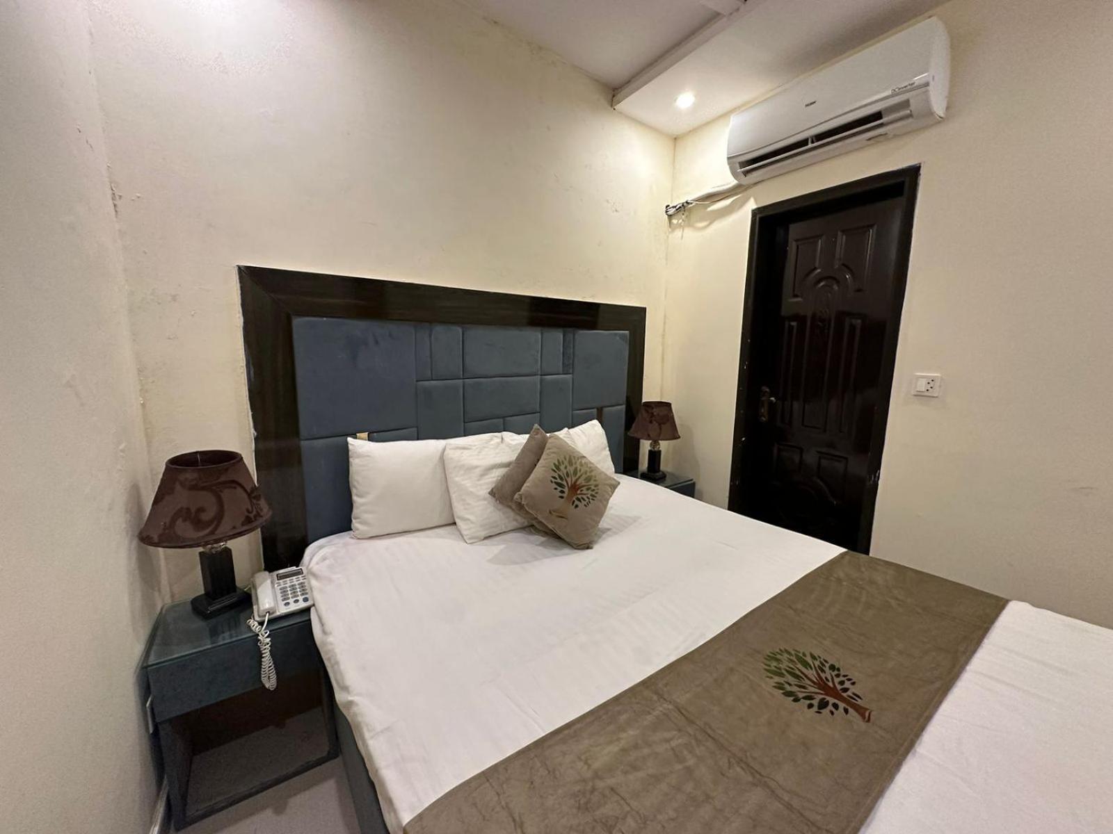 Hotel Green Fort Gulberg Lahore Ngoại thất bức ảnh