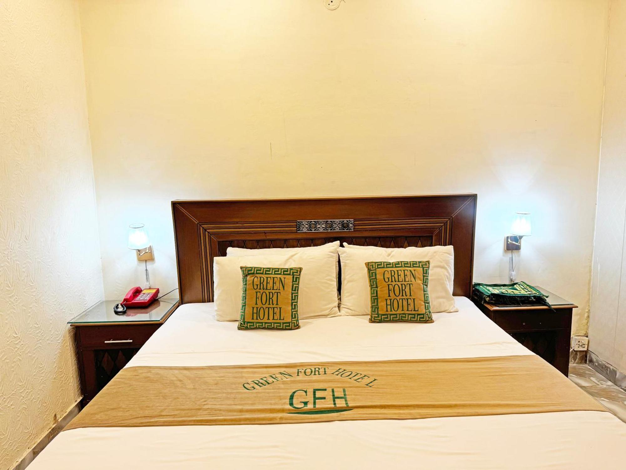 Hotel Green Fort Gulberg Lahore Ngoại thất bức ảnh
