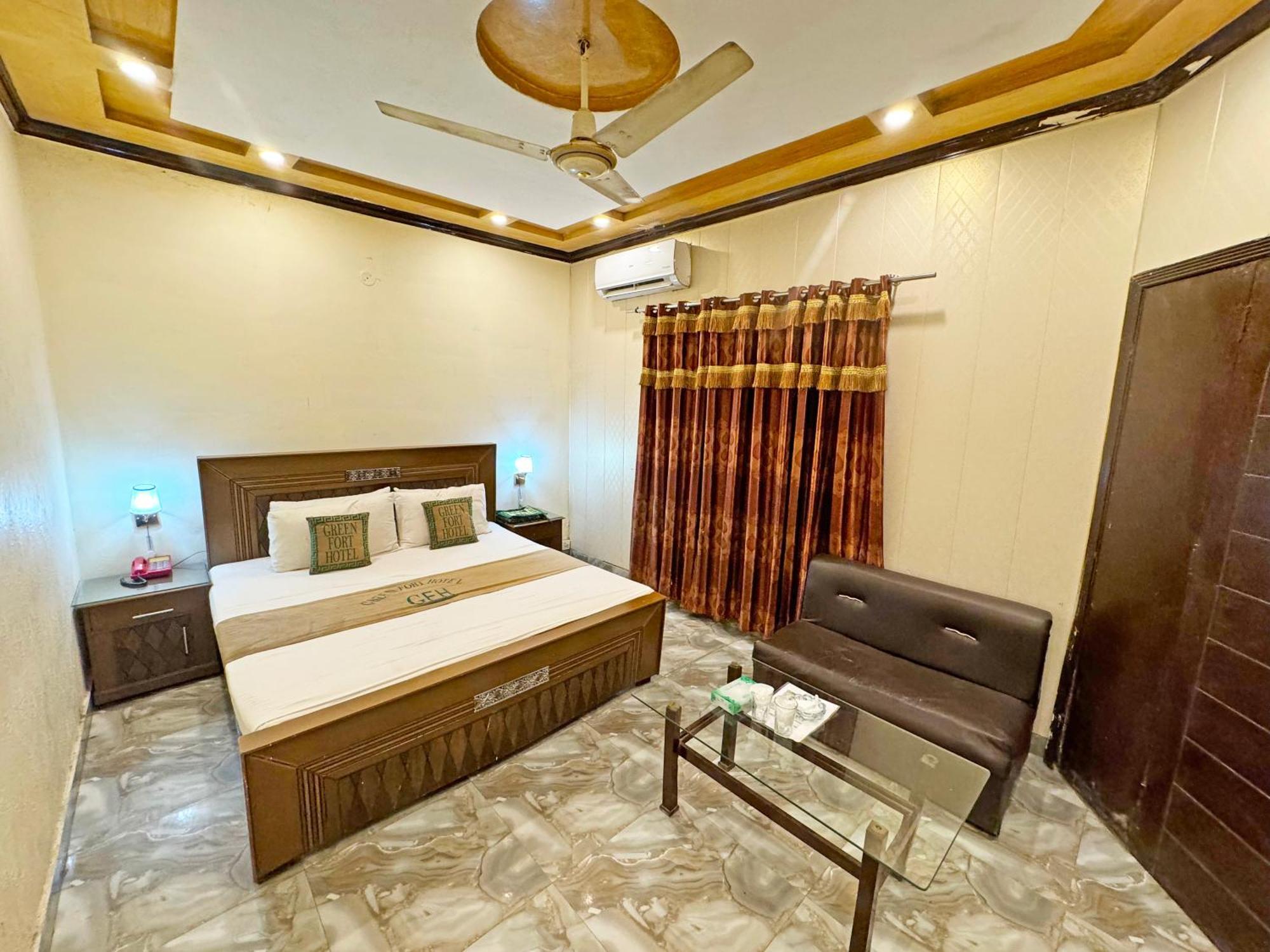 Hotel Green Fort Gulberg Lahore Ngoại thất bức ảnh