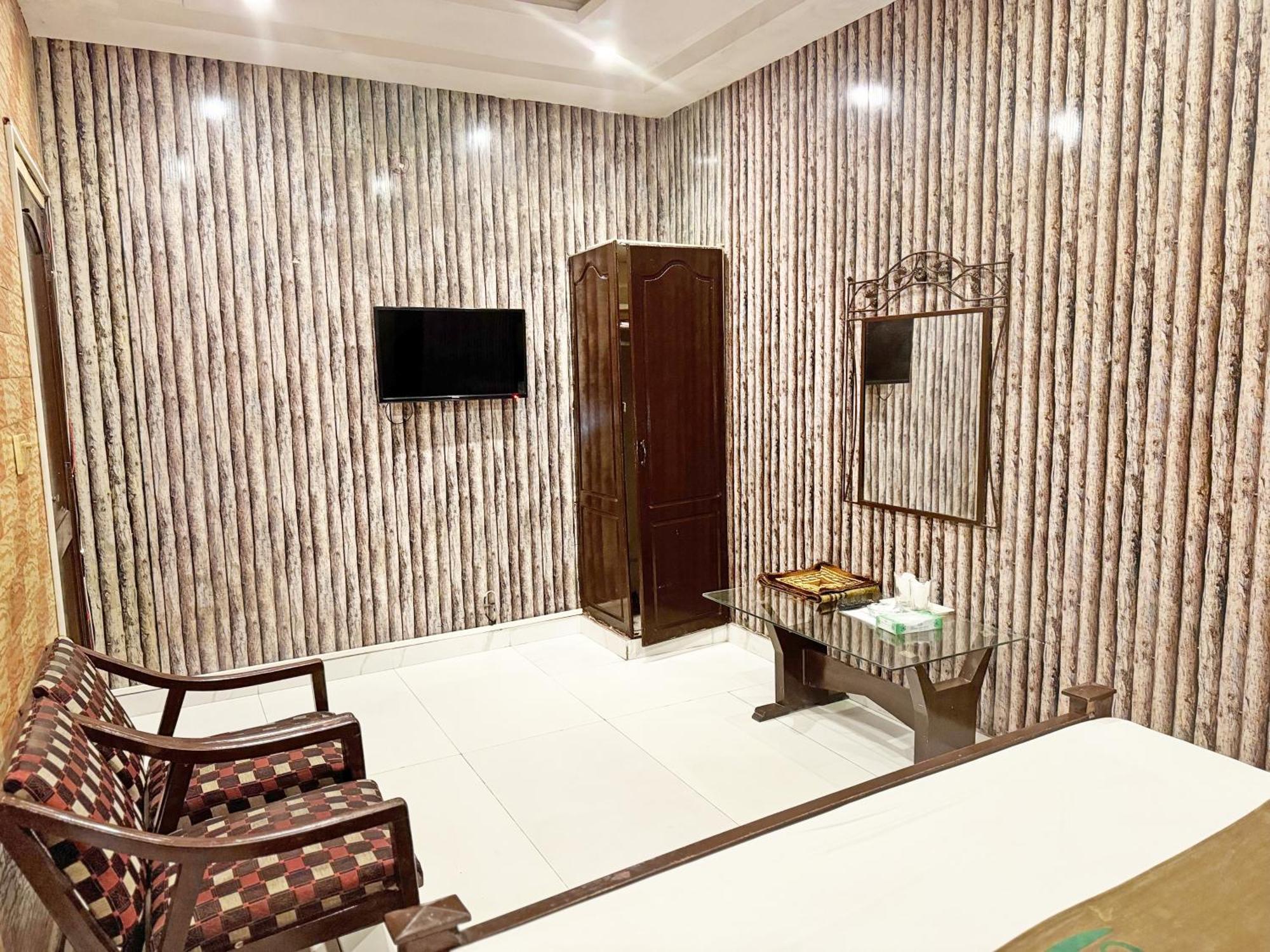 Hotel Green Fort Gulberg Lahore Ngoại thất bức ảnh