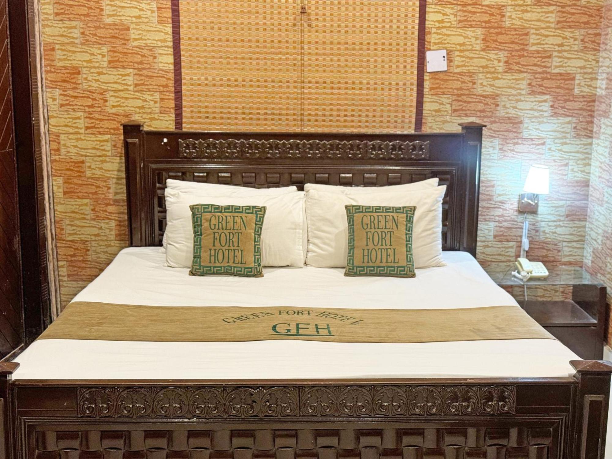 Hotel Green Fort Gulberg Lahore Ngoại thất bức ảnh
