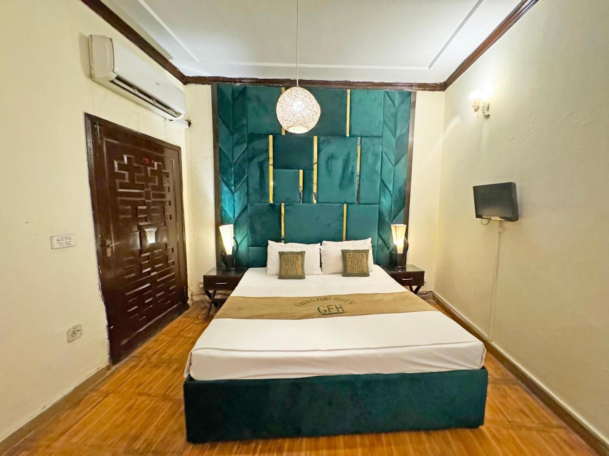 Hotel Green Fort Gulberg Lahore Ngoại thất bức ảnh